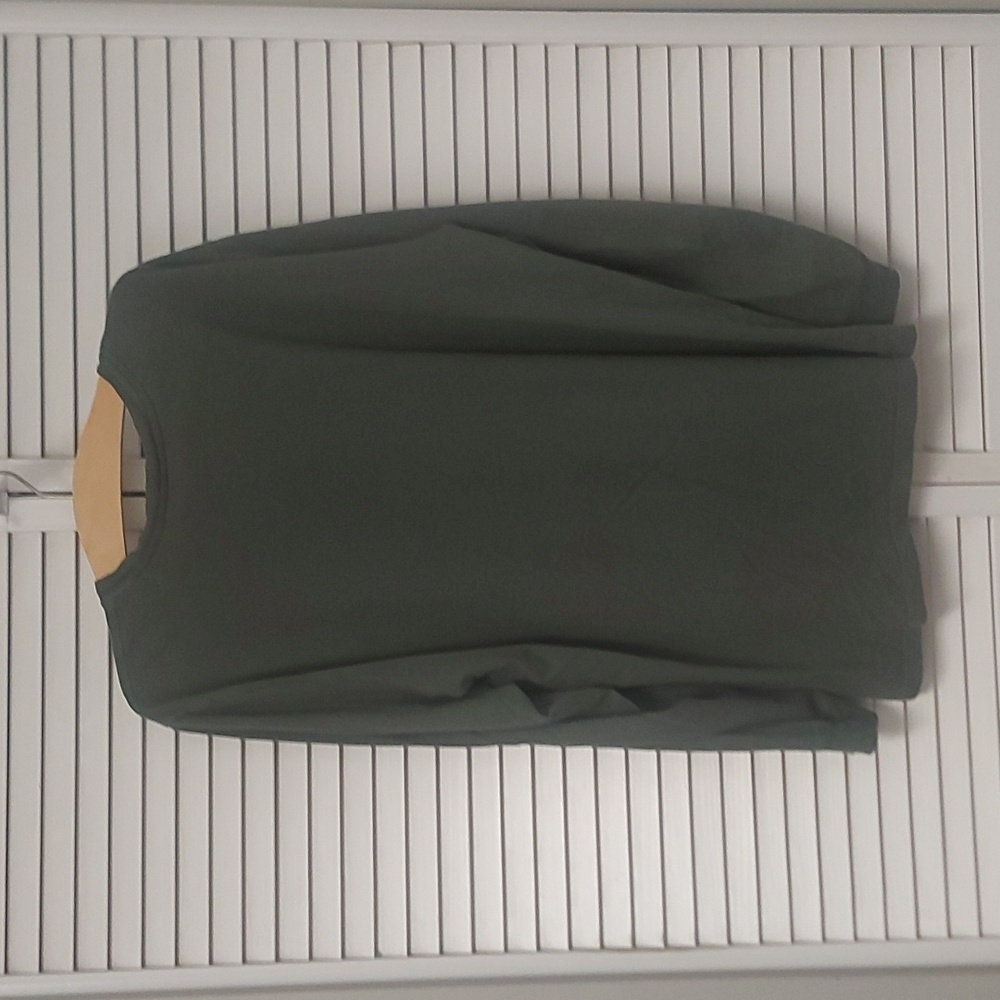 The North Face Olive Long Sleeve Tee - Picture 2 of 4